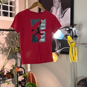 Jordan Red T-Shirt Jumpman Graphic Tee Kids Size M (10-12) Casual Wear